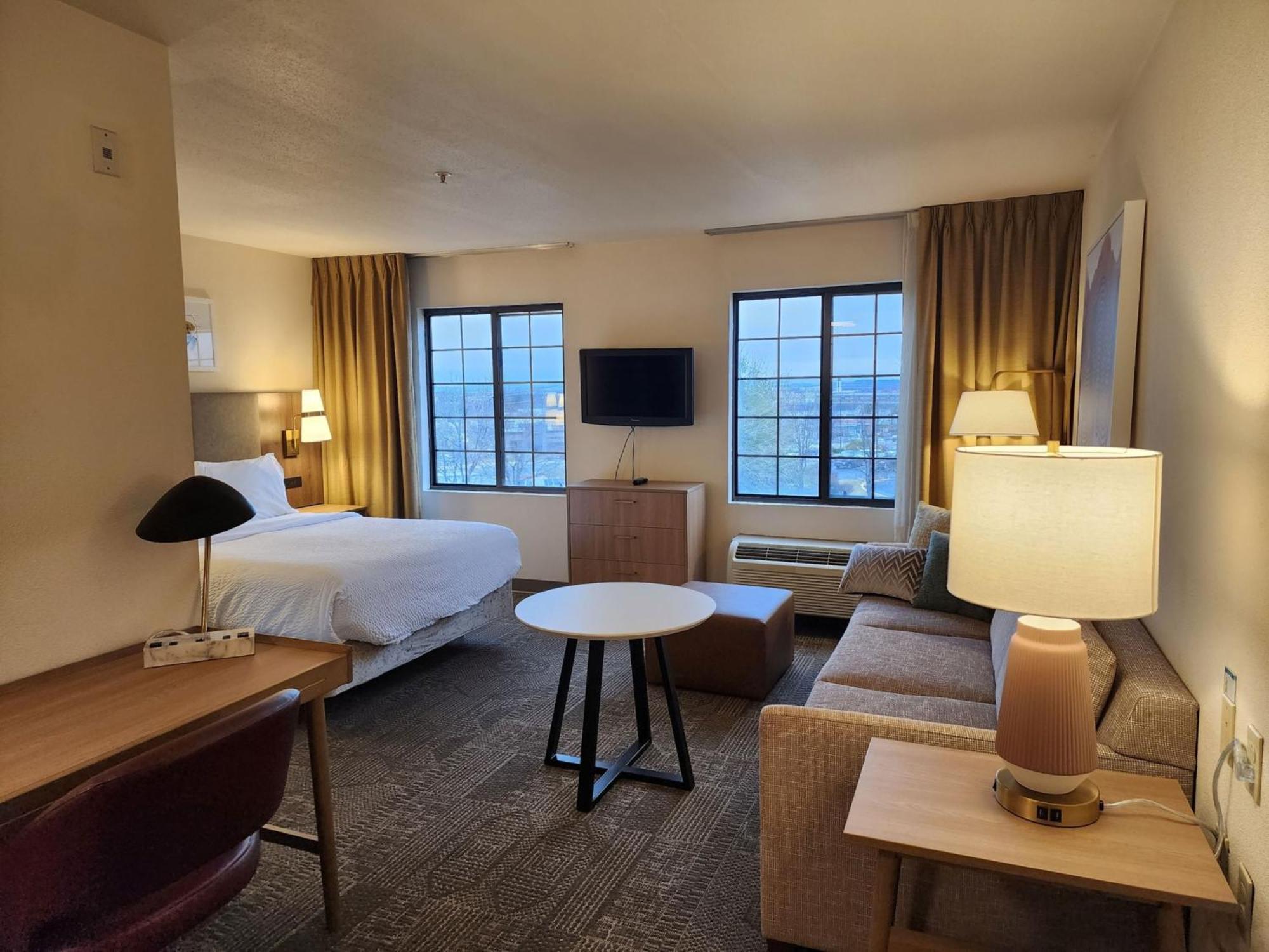 Staybridge Suites Allentown Airport Lehigh Valley By Ihg Exterior photo