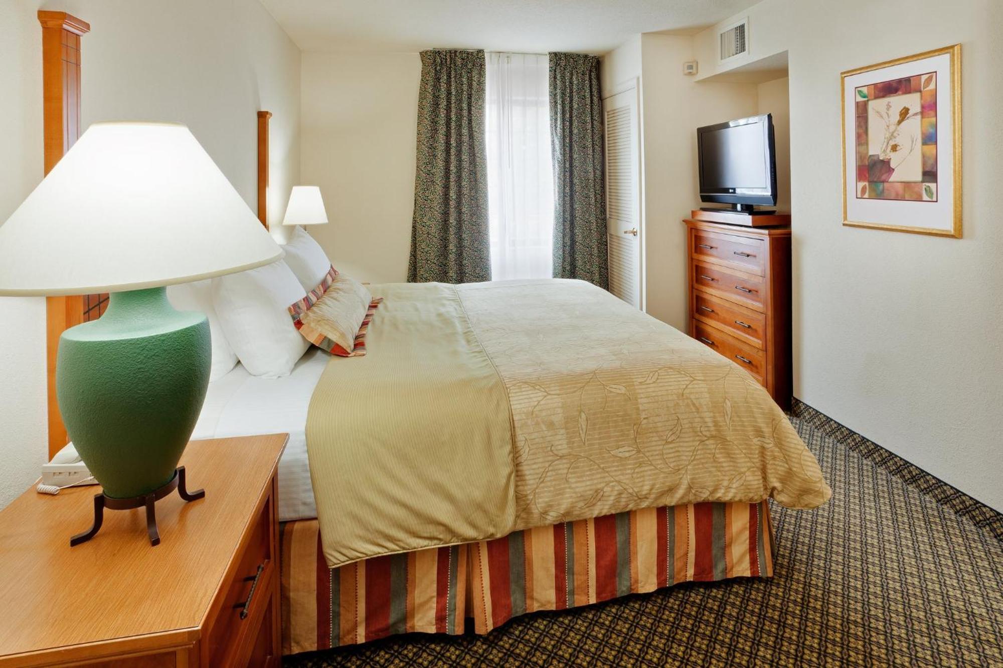 Staybridge Suites Allentown Airport Lehigh Valley By Ihg Exterior photo