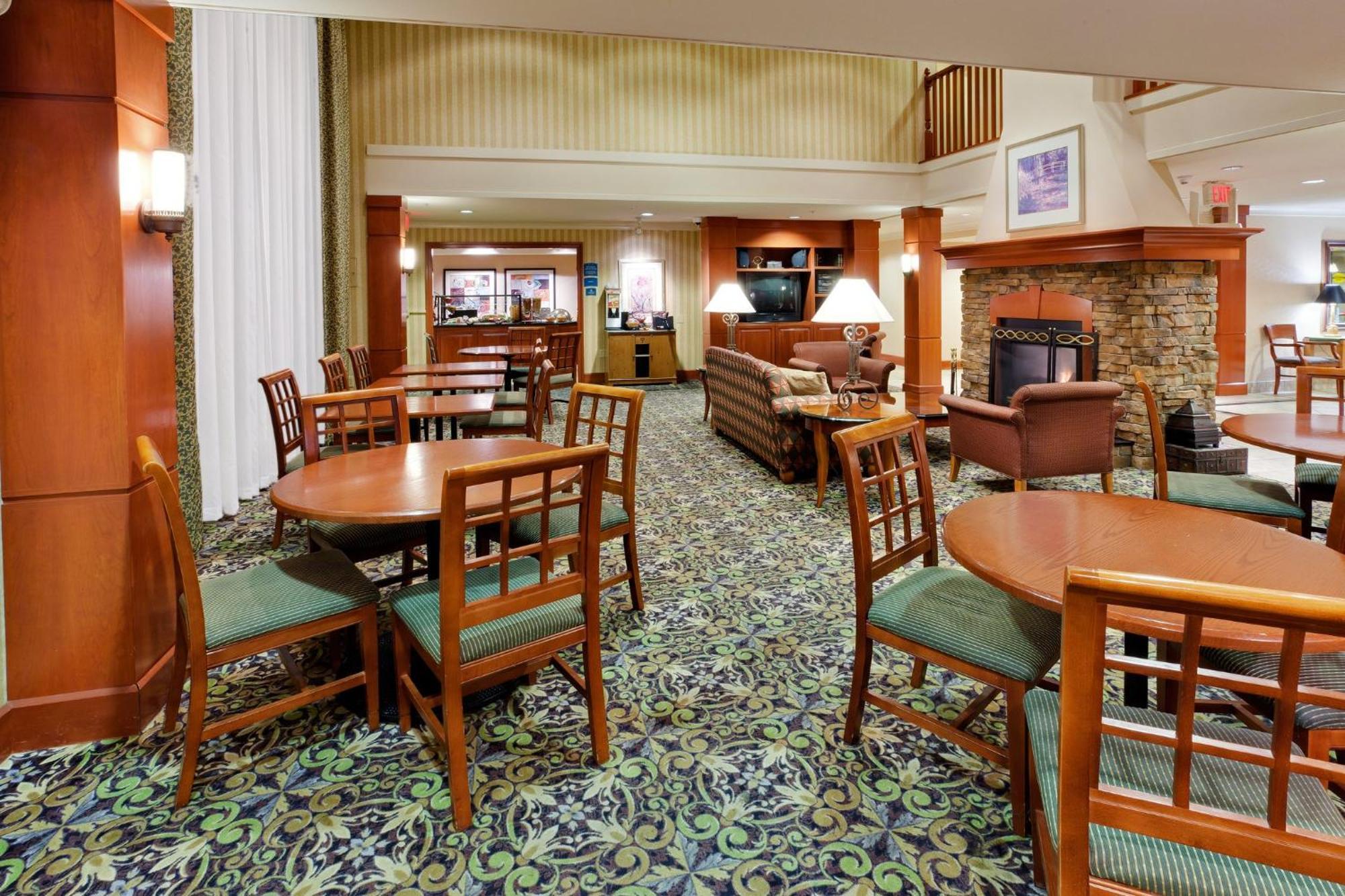Staybridge Suites Allentown Airport Lehigh Valley By Ihg Exterior photo