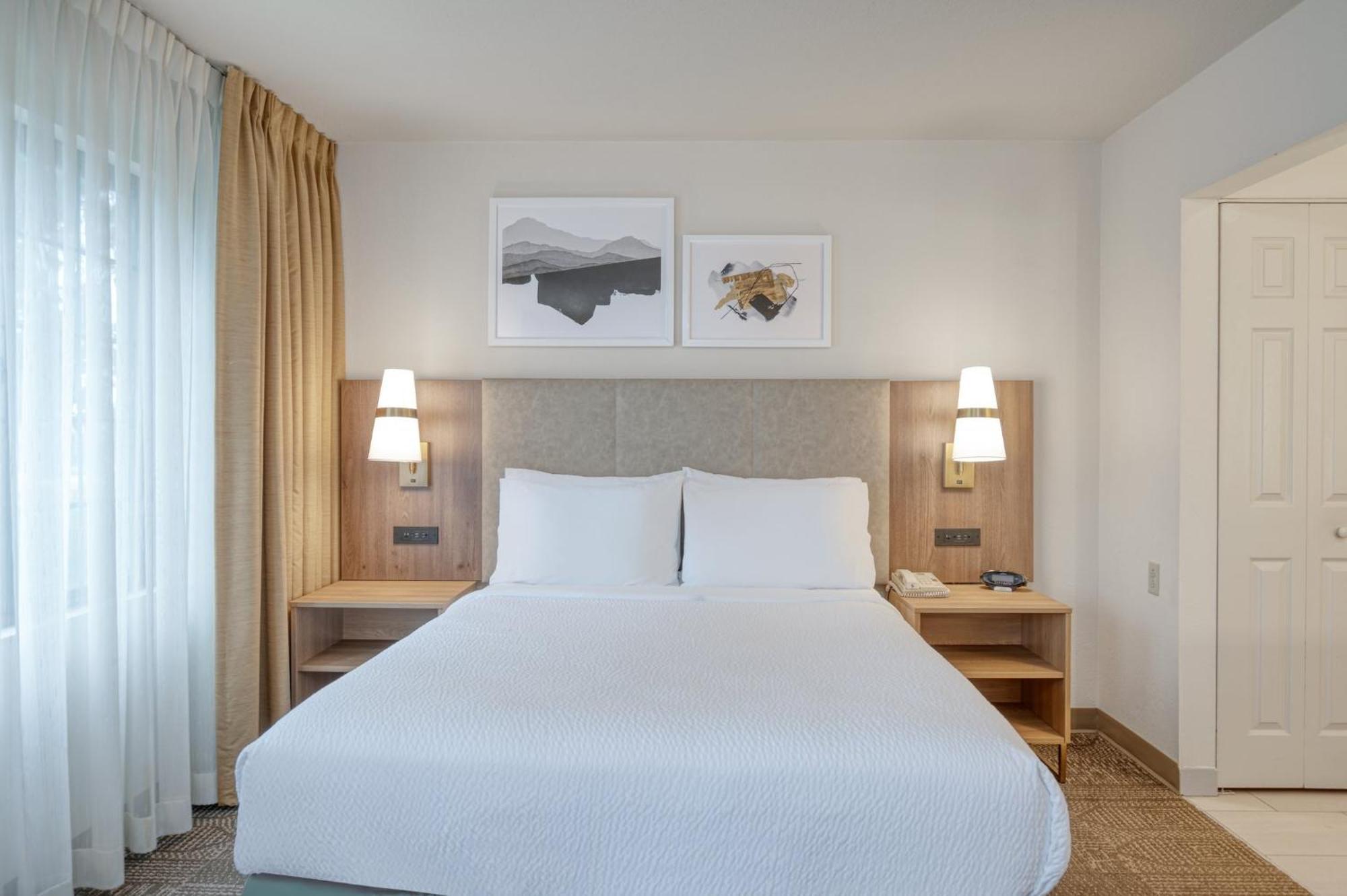 Staybridge Suites Allentown Airport Lehigh Valley By Ihg Exterior photo